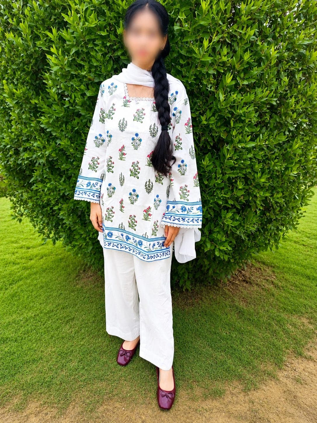 White Co-set with blue print and white trouser 2-Piece stitched Suit